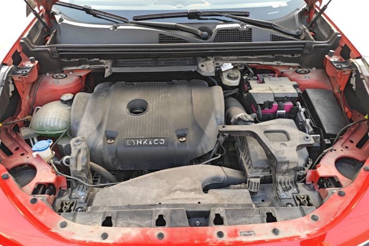 Used Lynk & Co 01 2017 2.0T Four-Wheel Drive Pro Edition Engine Bay