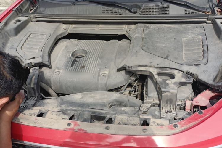 Used Lynk & Co 01 2017 2.0T Four-Wheel Drive Pro Edition Engine Bay
