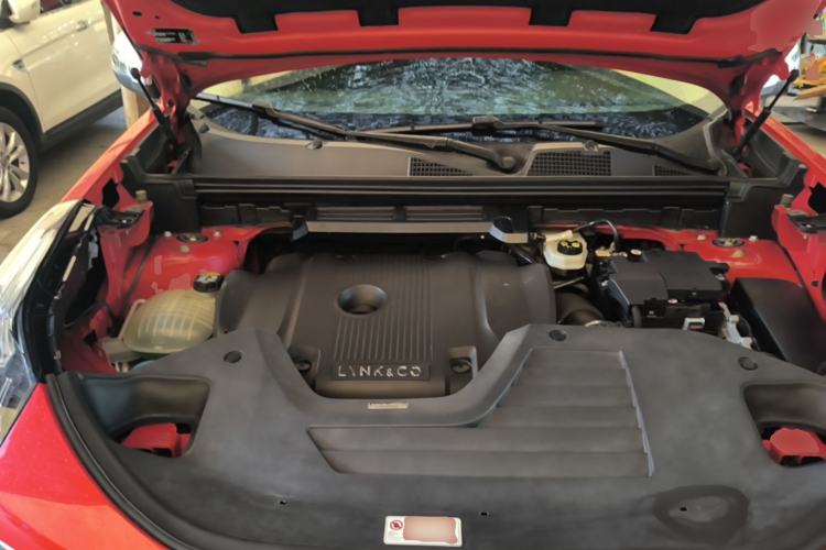 Used Lynk & Co 01 2017 2.0T Four-Wheel Drive Pro Edition Engine Bay