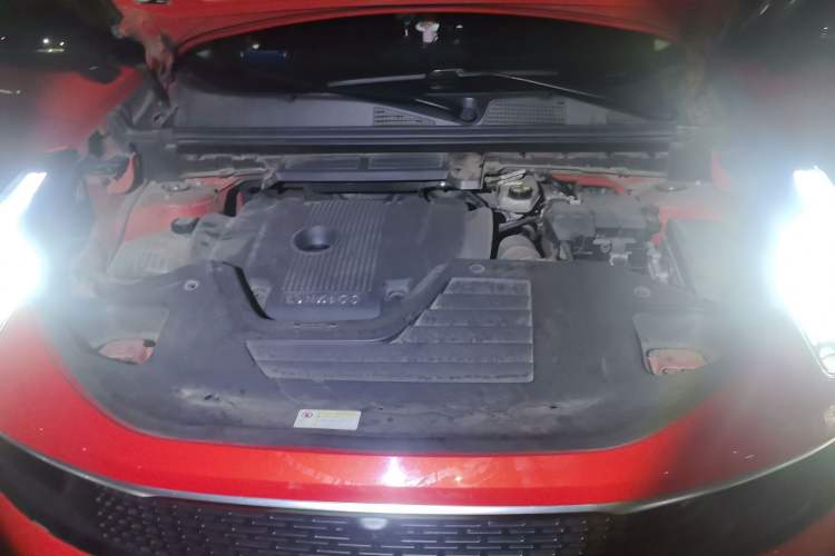 Used Lynk & Co 01 2017 2.0T Four-Wheel Drive Pro Edition Engine Bay