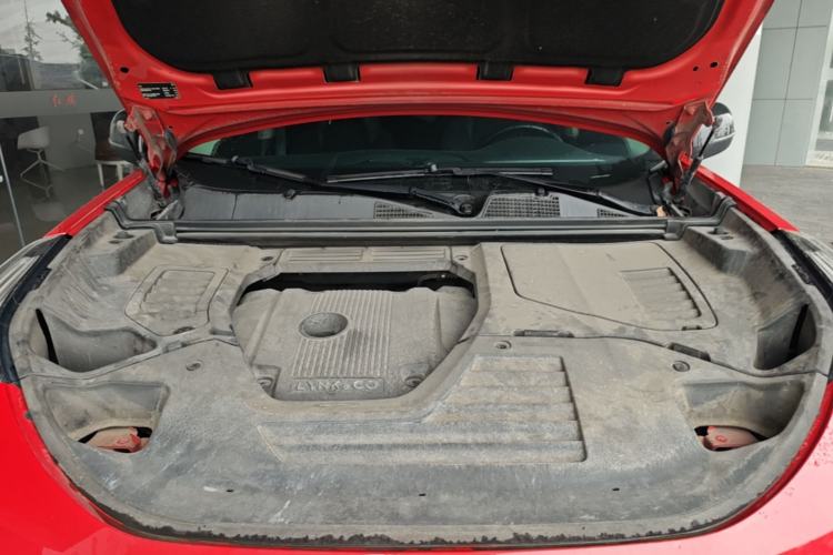 Used Lynk & Co 01 2017 2.0T Two-Wheel Drive Zhaopu Version Engine Bay