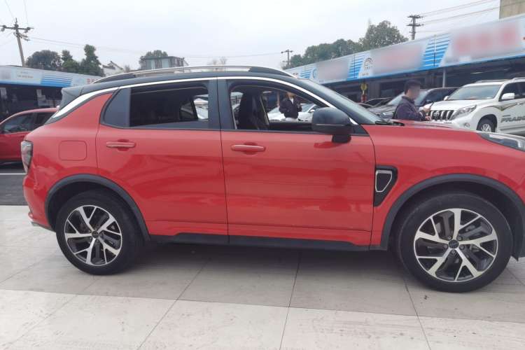 Used Lynk & Co 01 2017 2.0T Four-Wheel Drive Pro Edition Exterior 2