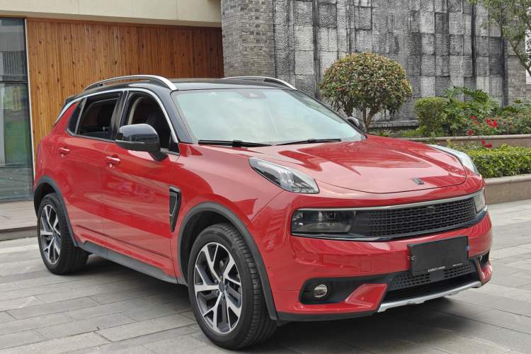 Used Lynk & Co 01 2017 2.0T Four-Wheel Drive Pro Edition Exterior 2