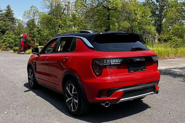Used Lynk & Co 01 2017 2.0T Four-Wheel Drive Pro Edition Exterior 3