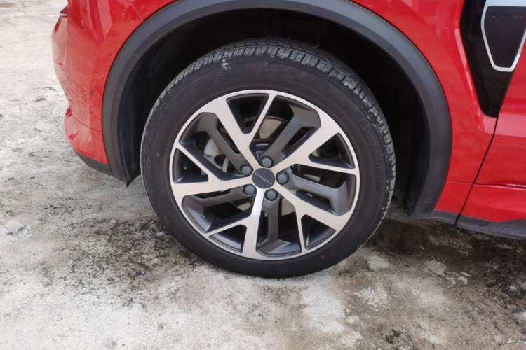 Used Lynk & Co 01 2017 2.0T Four-Wheel Drive Pro Edition Exterior 4