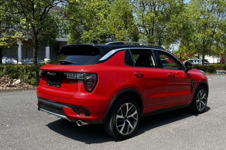 Used Lynk & Co 01 2017 2.0T Four-Wheel Drive Pro Edition Exterior 4