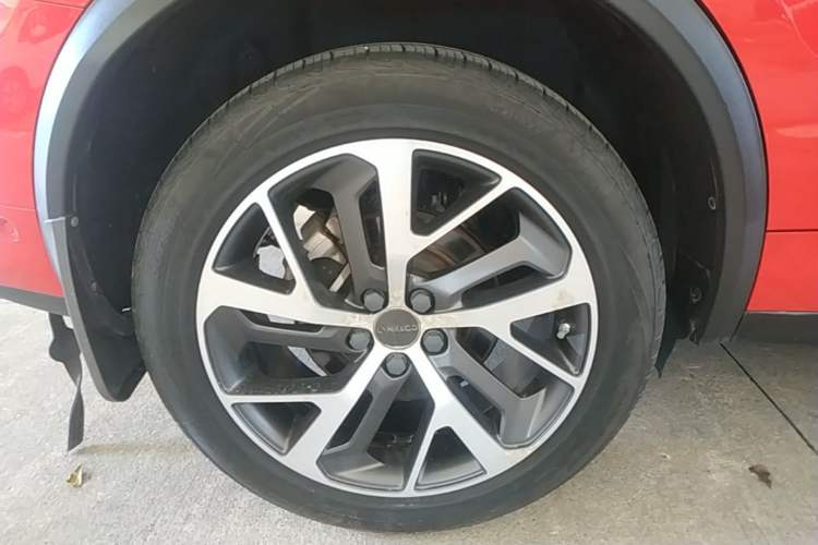 Used Lynk & Co 01 2017 2.0T Four-Wheel Drive Pro Edition Exterior 5