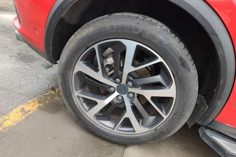 Used Lynk & Co 01 2017 2.0T Four-Wheel Drive Pro Edition Exterior 5