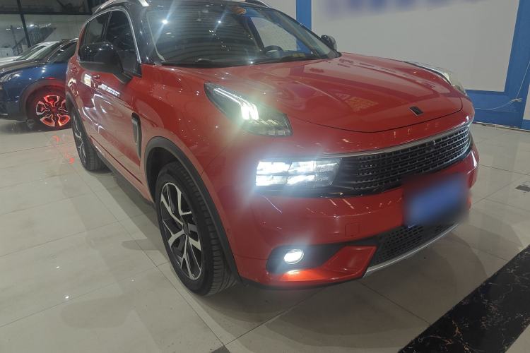 Used Lynk & Co 01 2017 2.0T Four-Wheel Drive Pro Edition Front Right 45 Deg