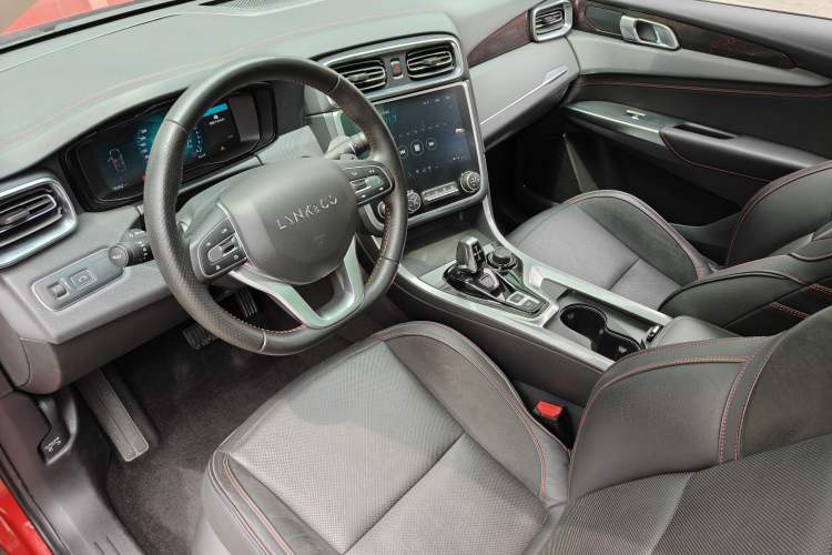 Used Lynk & Co 01 2017 2.0T Four-Wheel Drive Pro Edition Interior 1
