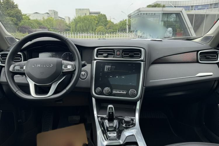 Used Lynk & Co 01 2017 2.0T Four-Wheel Drive Pro Edition Interior 3