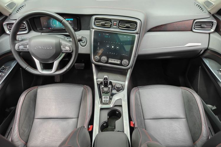 Used Lynk & Co 01 2017 2.0T Four-Wheel Drive Pro Edition Interior 5