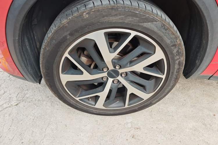 Used Lynk & Co 01 2017 2.0T Four-Wheel Drive Pro Edition Left Front Wheel Hub