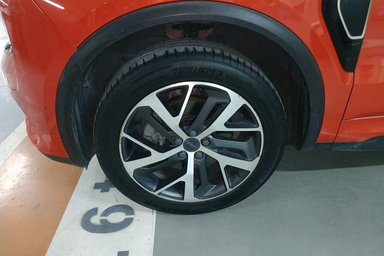 Used Lynk & Co 01 2017 2.0T Four-Wheel Drive Pro Edition Left Front Wheel Hub