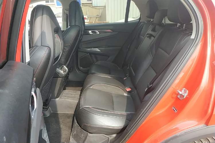 Used Lynk & Co 01 2017 2.0T Four-Wheel Drive Pro Edition Left Rear Seat