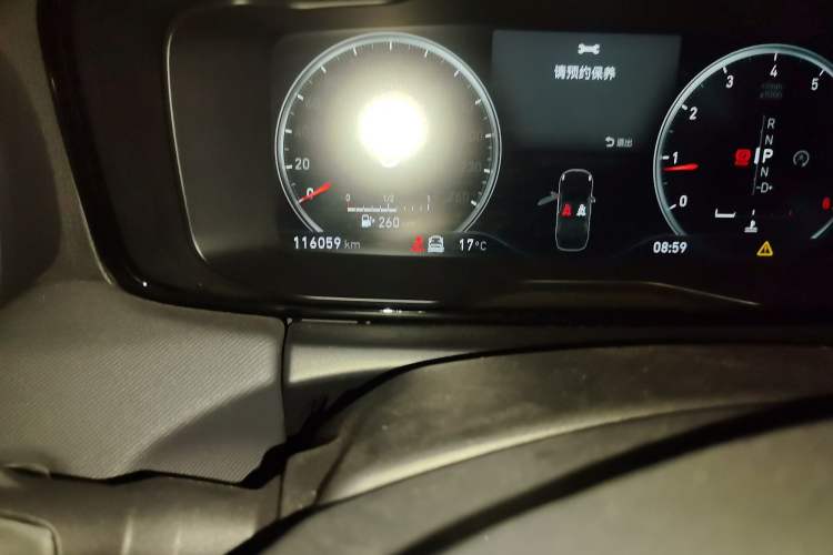 Used Lynk & Co 01 2017 2.0T Four-Wheel Drive Pro Edition Odometer Close Up