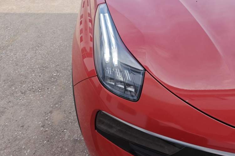 Used Lynk & Co 01 2017 2.0T Four-Wheel Drive Pro Edition Right Front Headlight