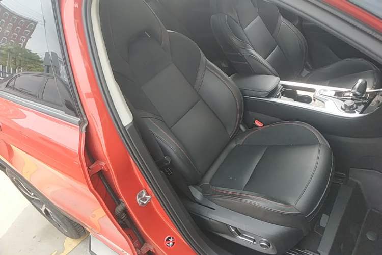 Used Lynk & Co 01 2017 2.0T Four-Wheel Drive Pro Edition Right Front Seat
