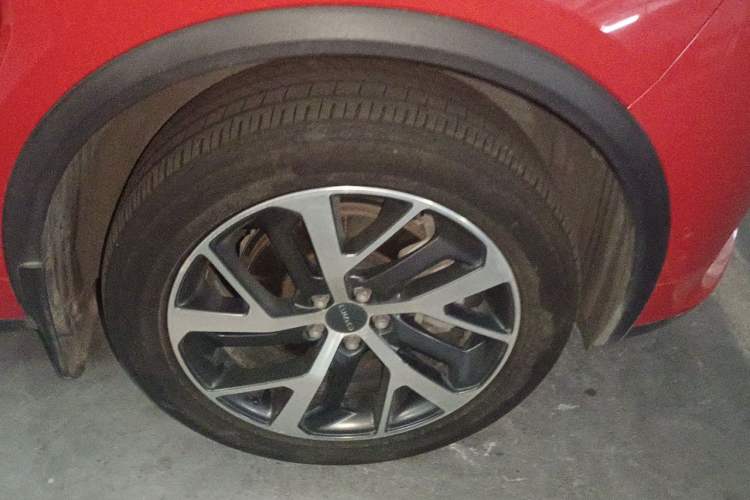 Used Lynk & Co 01 2017 2.0T Four-Wheel Drive Pro Edition Right Front Wheel Hub