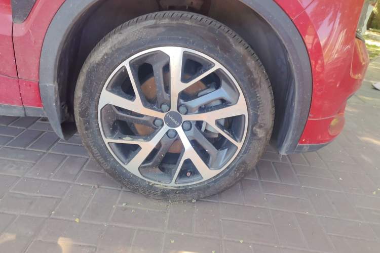 Used Lynk & Co 01 2017 2.0T Four-Wheel Drive Pro Edition Right Front Wheel Hub