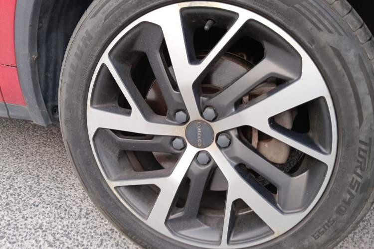Used Lynk & Co 01 2017 2.0T Four-Wheel Drive Pro Edition Right Front Wheel Hub