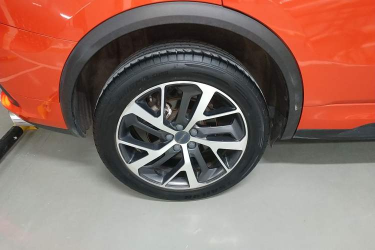 Used Lynk & Co 01 2017 2.0T Four-Wheel Drive Pro Edition Right Rear Wheel Hub