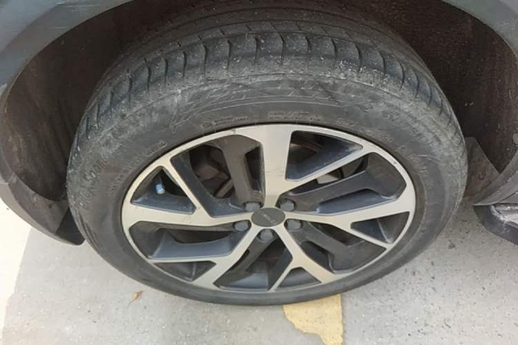 Used Lynk & Co 01 2017 2.0T Four-Wheel Drive Pro Edition Right Rear Wheel Hub