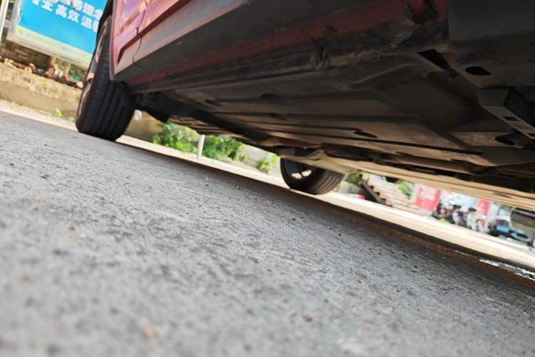 Used Lynk & Co 01 2017 2.0T Four-Wheel Drive Pro Edition Right Side Sill