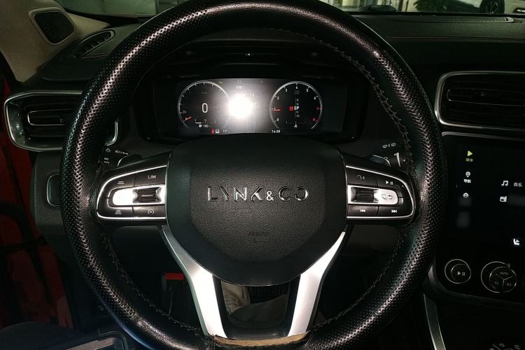 Used Lynk & Co 01 2017 2.0T Four-Wheel Drive Pro Edition Steering Wheel
