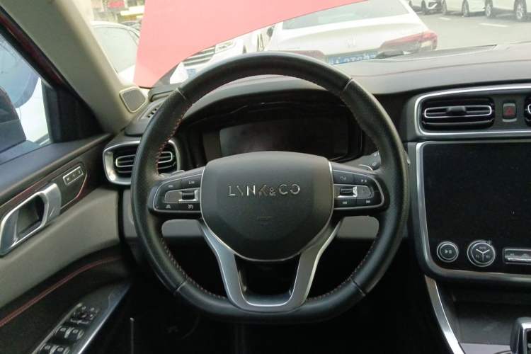 Used Lynk & Co 01 2017 2.0T Four-Wheel Drive Pro Edition Steering Wheel