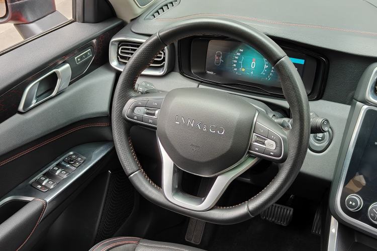 Used Lynk & Co 01 2017 2.0T Four-Wheel Drive Pro Edition Steering Wheel