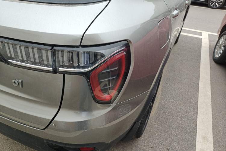 Used Lynk & Co 01 2017 2.0T Two-Wheel Drive Zhaopu Version Exterior 3