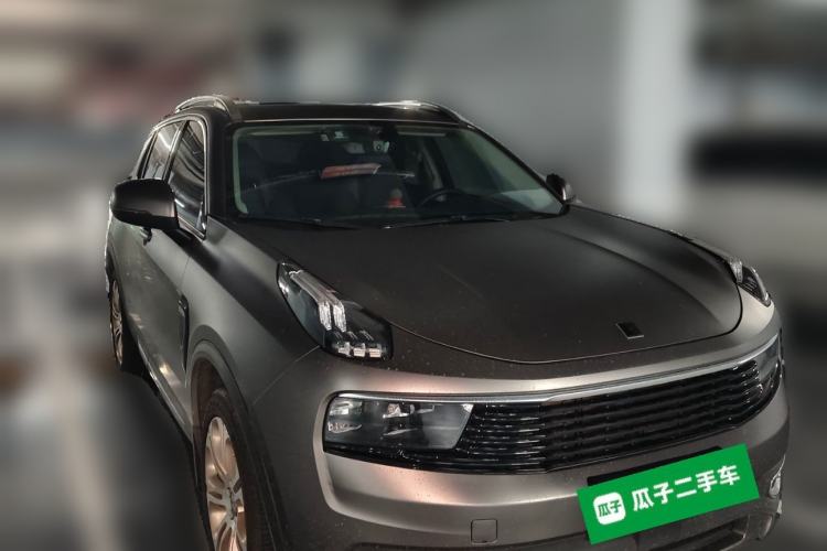 Used Lynk & Co 01 2017 2.0T Two-Wheel Drive Pro Edition Front Right 45 Deg