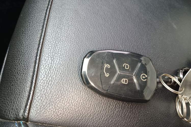 Used Lynk & Co 01 2017 2.0T Two-Wheel Drive Zhaopu Version Interior 1