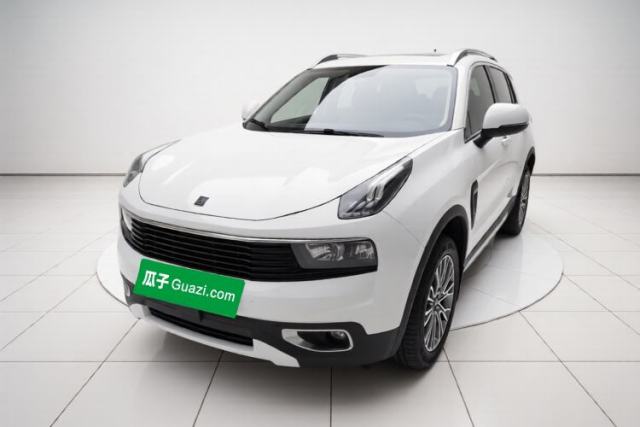 Lynk & Co 01 2017 2.0T Two-Wheel-Drive Version de segunda mano