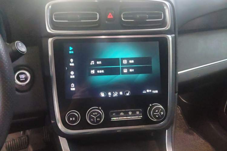 Used Lynk & Co 01 2017 2.0T Four-Wheel Drive Pro Edition Audio And AC Panel
