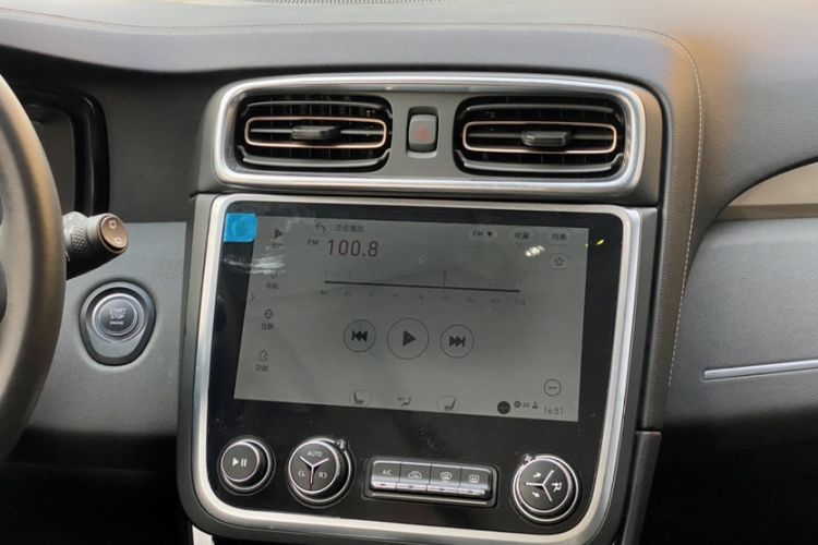 Used Lynk & Co 01 2017 2.0T Two-Wheel Drive Pro Edition Audio And AC Panel