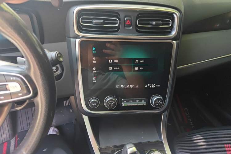 Used Lynk & Co 01 2017 2.0T Four-Wheel Drive Pro Edition Audio And AC Panel