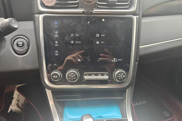 Used Lynk & Co 01 2017 2.0T Four-Wheel Drive Pro Edition Audio And AC Panel