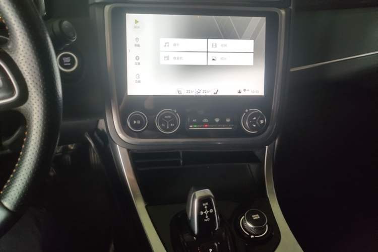 Used Lynk & Co 01 2017 2.0T Four-Wheel Drive Pro Edition Audio And AC Panel