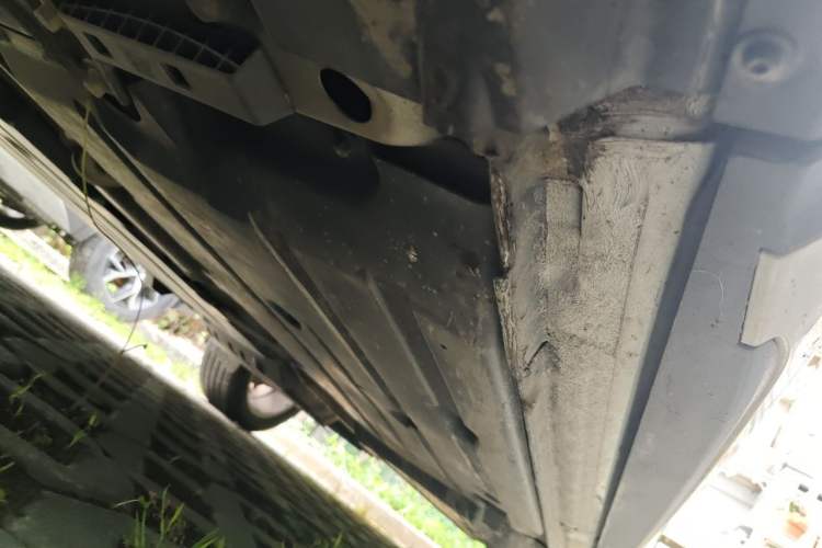 Used Lynk & Co 01 2017 2.0T Two-Wheel Drive Pro Edition Chassis Front Left