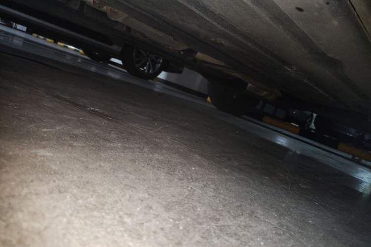 Used Lynk & Co 01 2017 2.0T Four-Wheel Drive Pro Edition Chassis Front Left