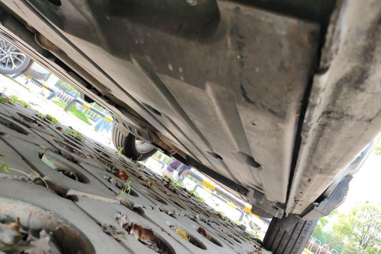 Used Lynk & Co 01 2017 2.0T Two-Wheel-Drive Version Chassis Front Left