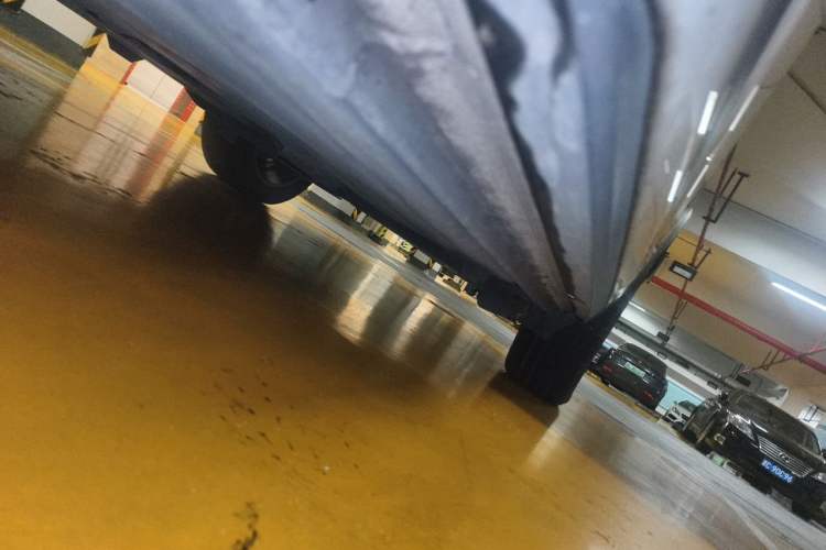 Used Lynk & Co 01 2017 2.0T Two-Wheel-Drive Version Chassis Front Left