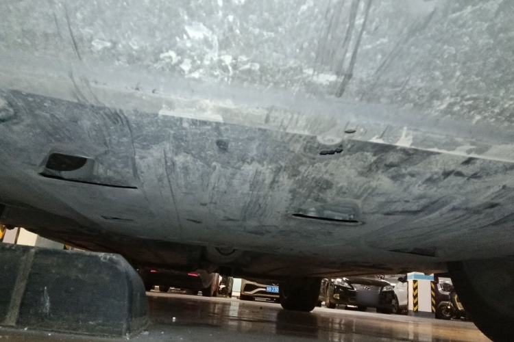Used Lynk & Co 01 2017 2.0T Two-Wheel-Drive Version Chassis Front