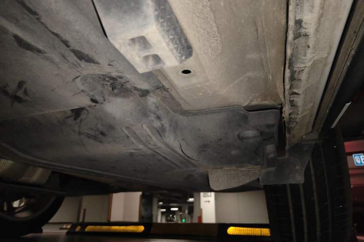Used Lynk & Co 01 2017 2.0T Two-Wheel Drive Pro Edition Chassis Rear Left