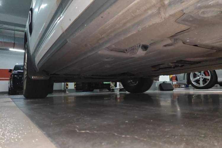 Used Lynk & Co 01 2017 2.0T Two-Wheel Drive Pro Edition Chassis Rear Left