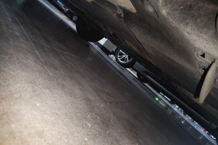 Used Lynk & Co 01 2017 2.0T Four-Wheel Drive Pro Edition Chassis Rear Left