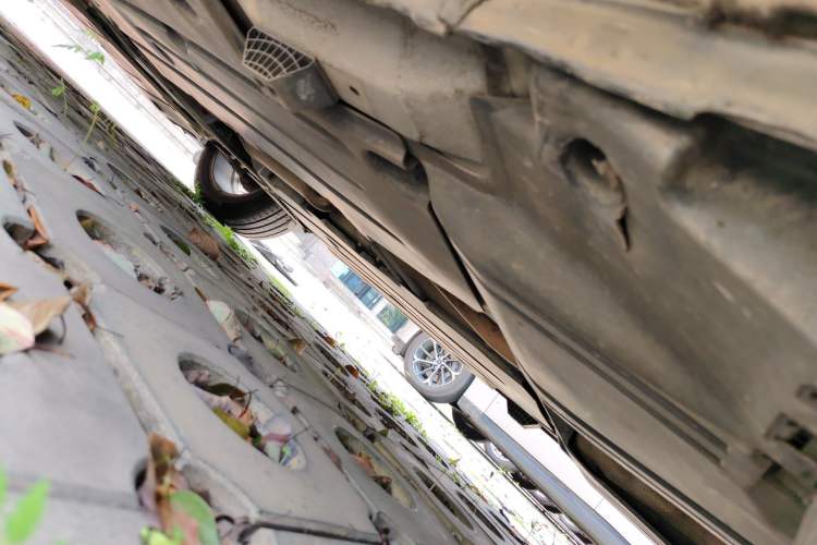 Used Lynk & Co 01 2017 2.0T Two-Wheel-Drive Version Chassis Rear Left
