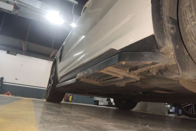 Used Lynk & Co 01 2017 2.0T Four-Wheel Drive Pro Edition Chassis Rear Left